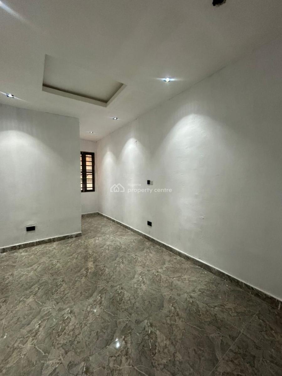 2 Bedroom Apartment, Ologolo, Lekki, Lagos, Flat / Apartment for Rent