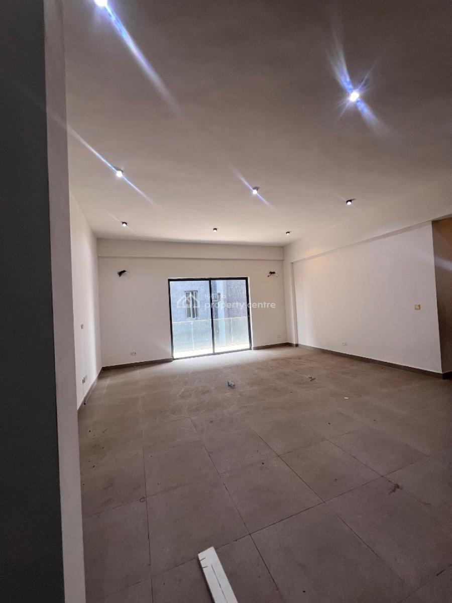 Exquisitely Built Spacious Brand New 2 Bedroom Apartment, Lekki, Lagos, Block of Flats for Sale