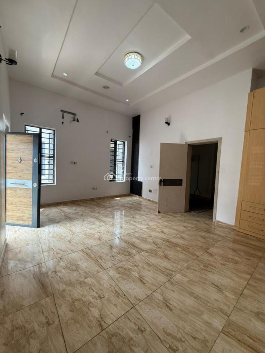 Luxury One Master Bedroom in a Fully Serviced Estate, Harvey Wood Estate, Lekki, Lagos, Self Contain (single Rooms) for Rent