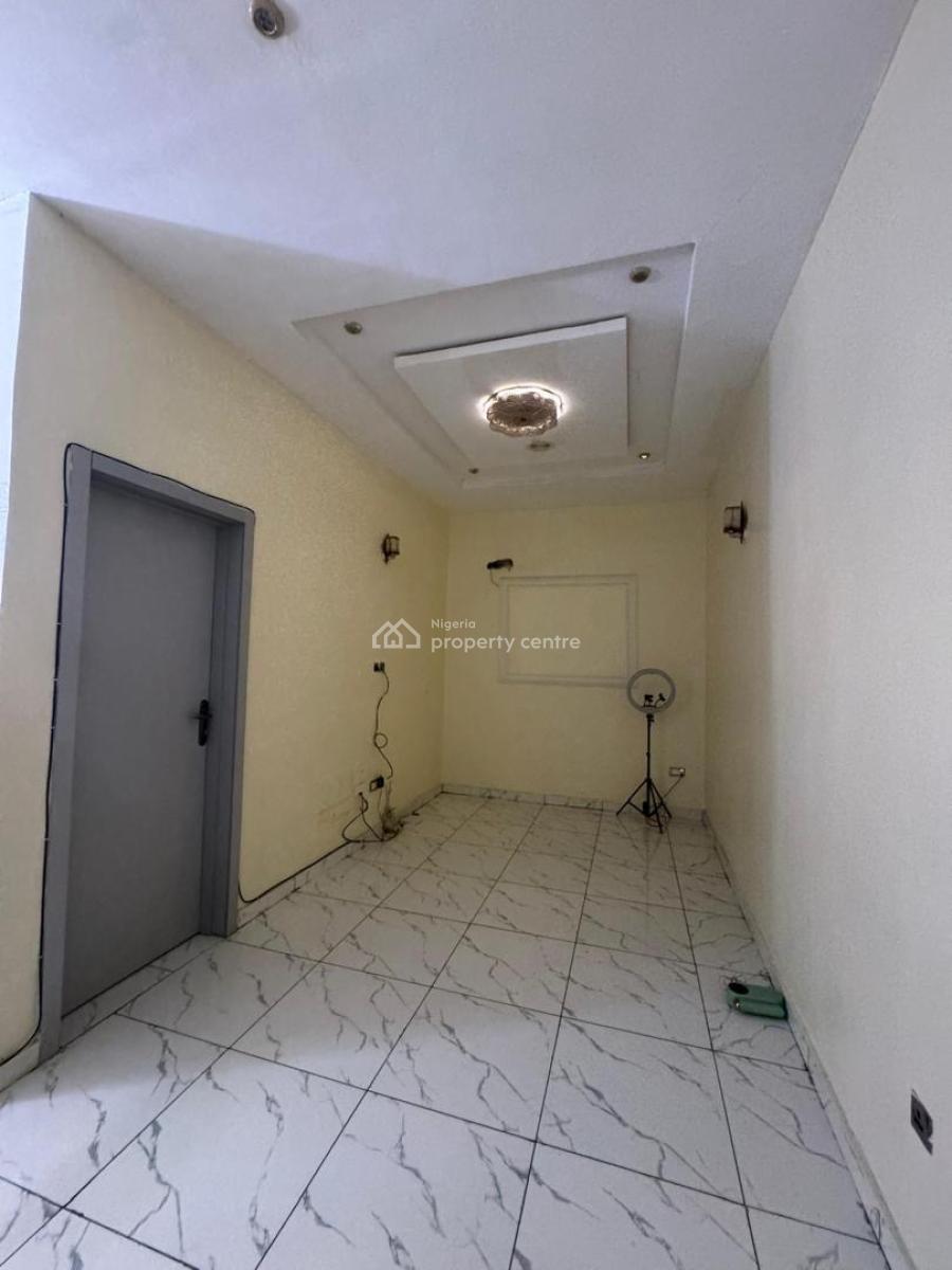 Nice 4 Bedroom Duplex Terrace Fully Serviced Before Round About Orchid, Orchid Road Lekki Before Round About, Lekki, Lagos, Terraced Duplex for Sale