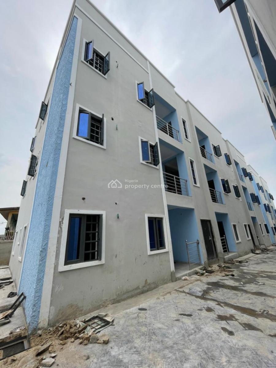 2 Bedroom Flat, Behind Foodco Ringroad, Ibadan, Oyo, Block of Flats for Sale