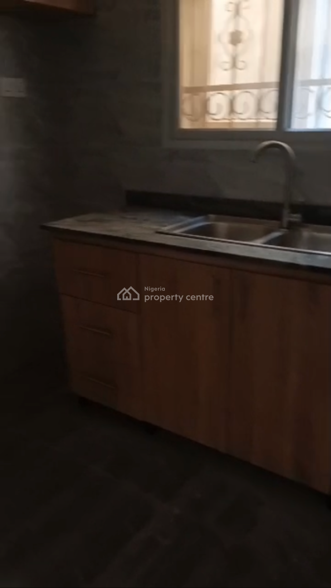 Luxury 2 Bedroom Apartment with Excellent Facility, Ilaje, Ajah, Lagos, Flat / Apartment for Rent