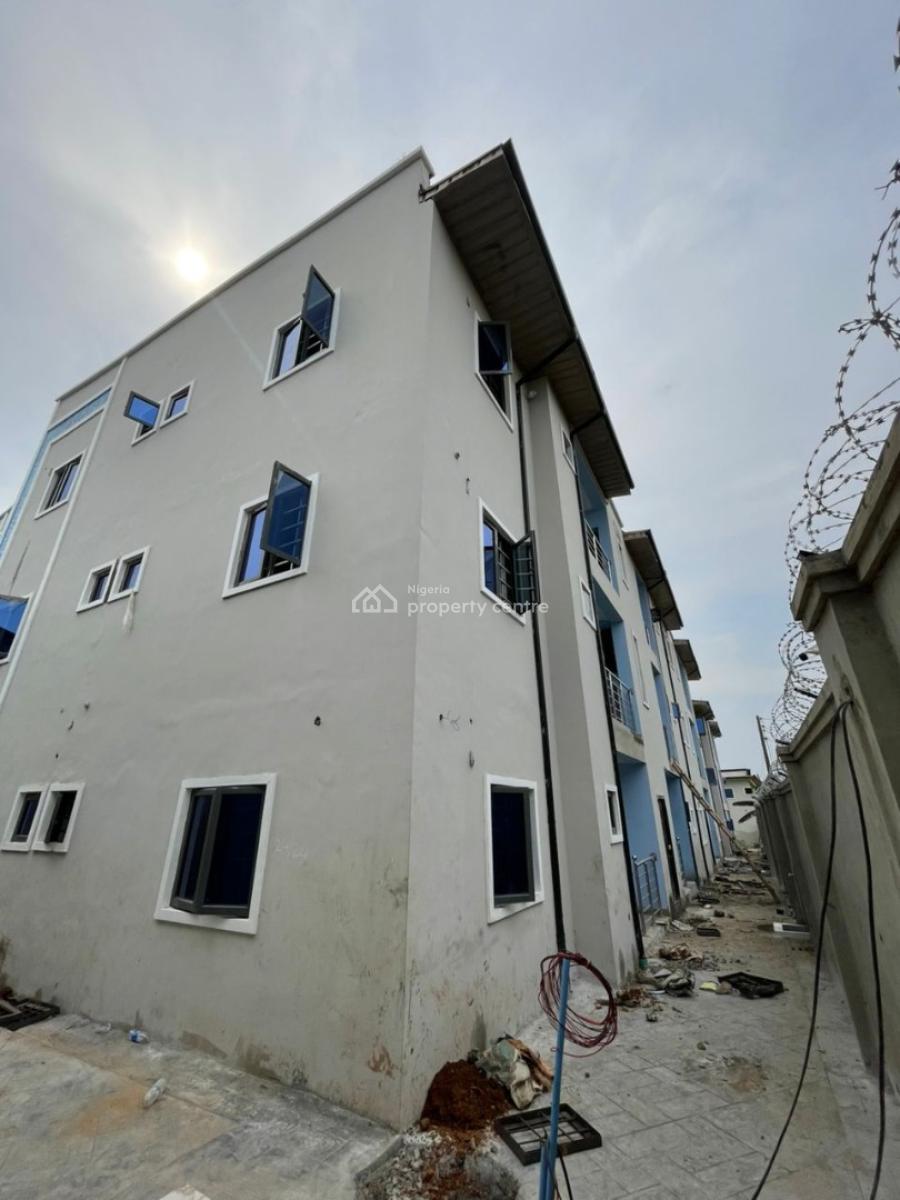 1 Bedroom Flat, Behind Foodco, Ringroad, Ibadan, Oyo, Block of Flats for Sale