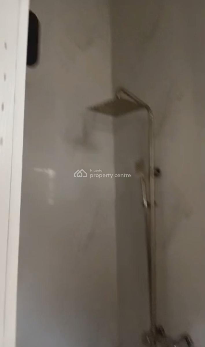 Spacious Standard 2 Bedroom Apartment, Shangisha, Gra Phase 2, Magodo, Lagos, Flat / Apartment for Rent