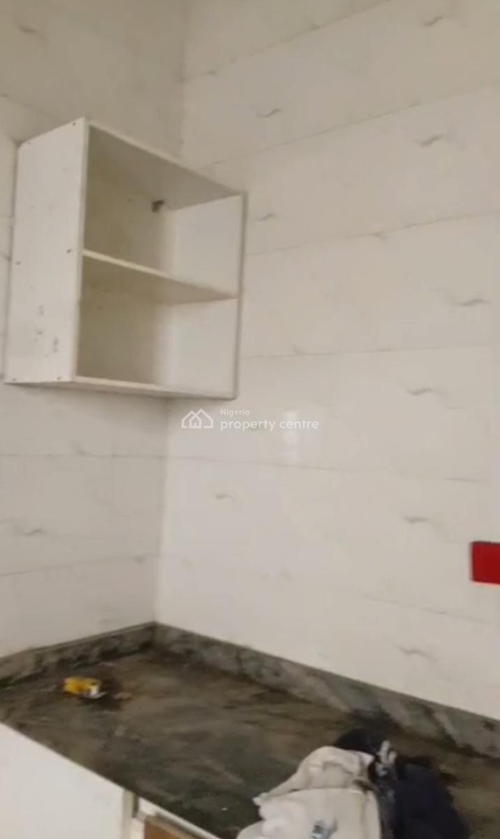 Spacious Standard 2 Bedroom Apartment, Shangisha, Gra Phase 2, Magodo, Lagos, Flat / Apartment for Rent