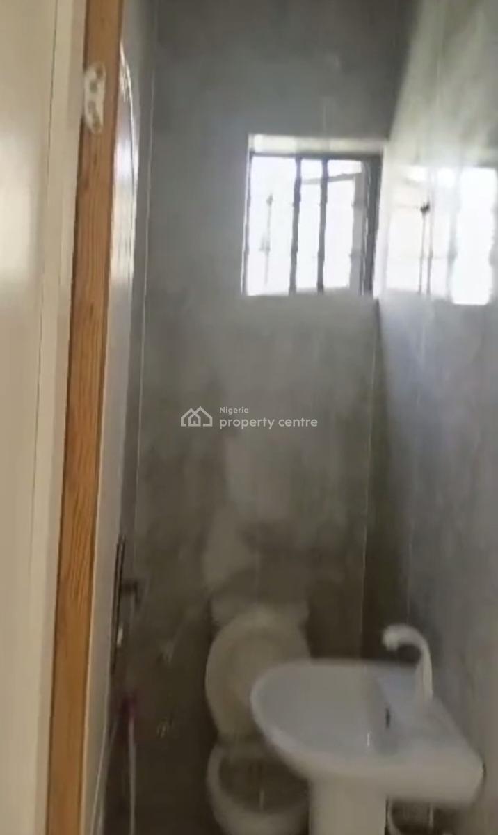 Spacious Standard 2 Bedroom Apartment, Shangisha, Gra Phase 2, Magodo, Lagos, Flat / Apartment for Rent