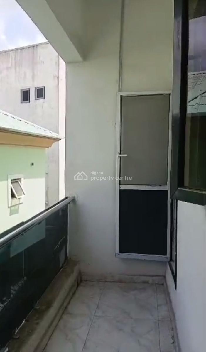 Spacious Standard 2 Bedroom Apartment, Shangisha, Gra Phase 2, Magodo, Lagos, Flat / Apartment for Rent