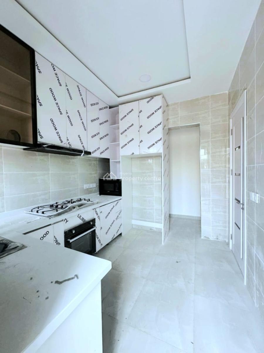 Spacious 3-bedroom Apartment with Bq, Lekki Phase 1, Lekki, Lagos, Flat / Apartment for Rent