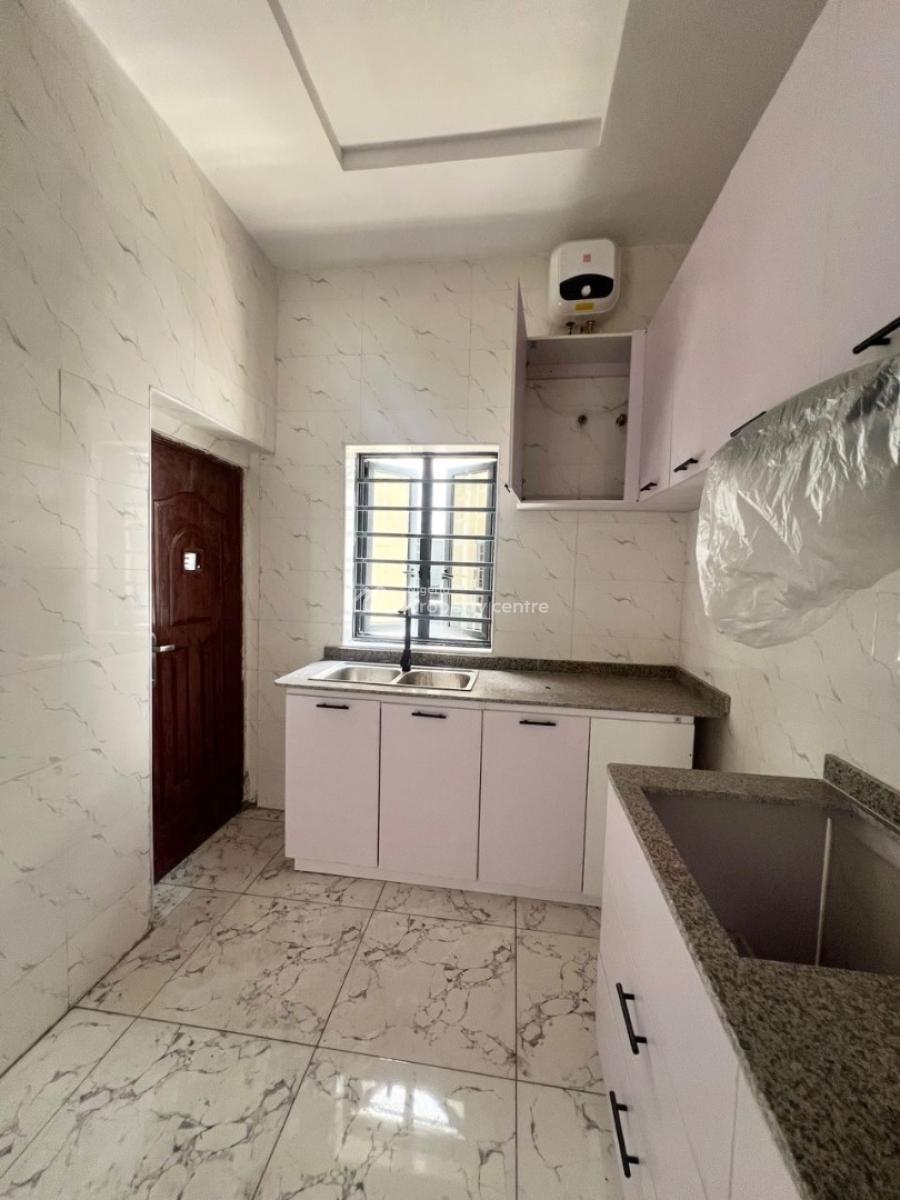 1 Bedroom Apartment, Mobile Road, Ilaje, Ajah, Lagos, Mini Flat (room and Parlour) for Sale