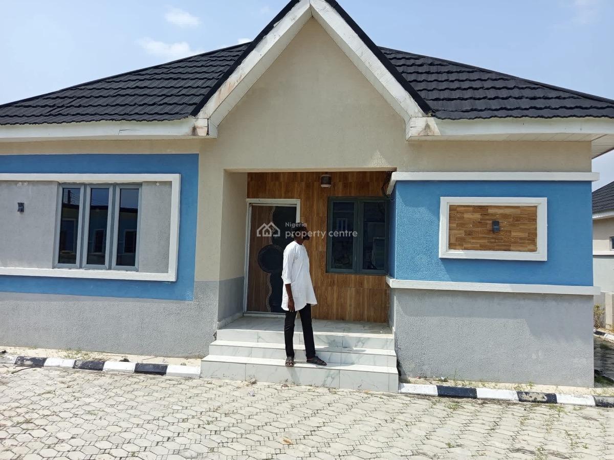 Luxury 3 Bedroom Flat with Excellent Furnishings, Gbetu, Awoyaya, Ibeju Lekki, Lagos, Semi-detached Bungalow for Sale