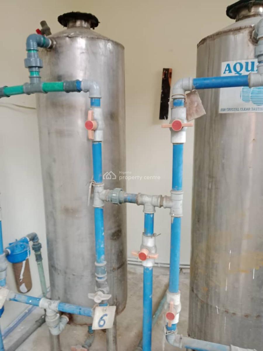 Well Maintained 6 Bedroom Duplex with a Detached Mini Flat, Orchid Road, Lekki, Lagos, Detached Duplex for Rent