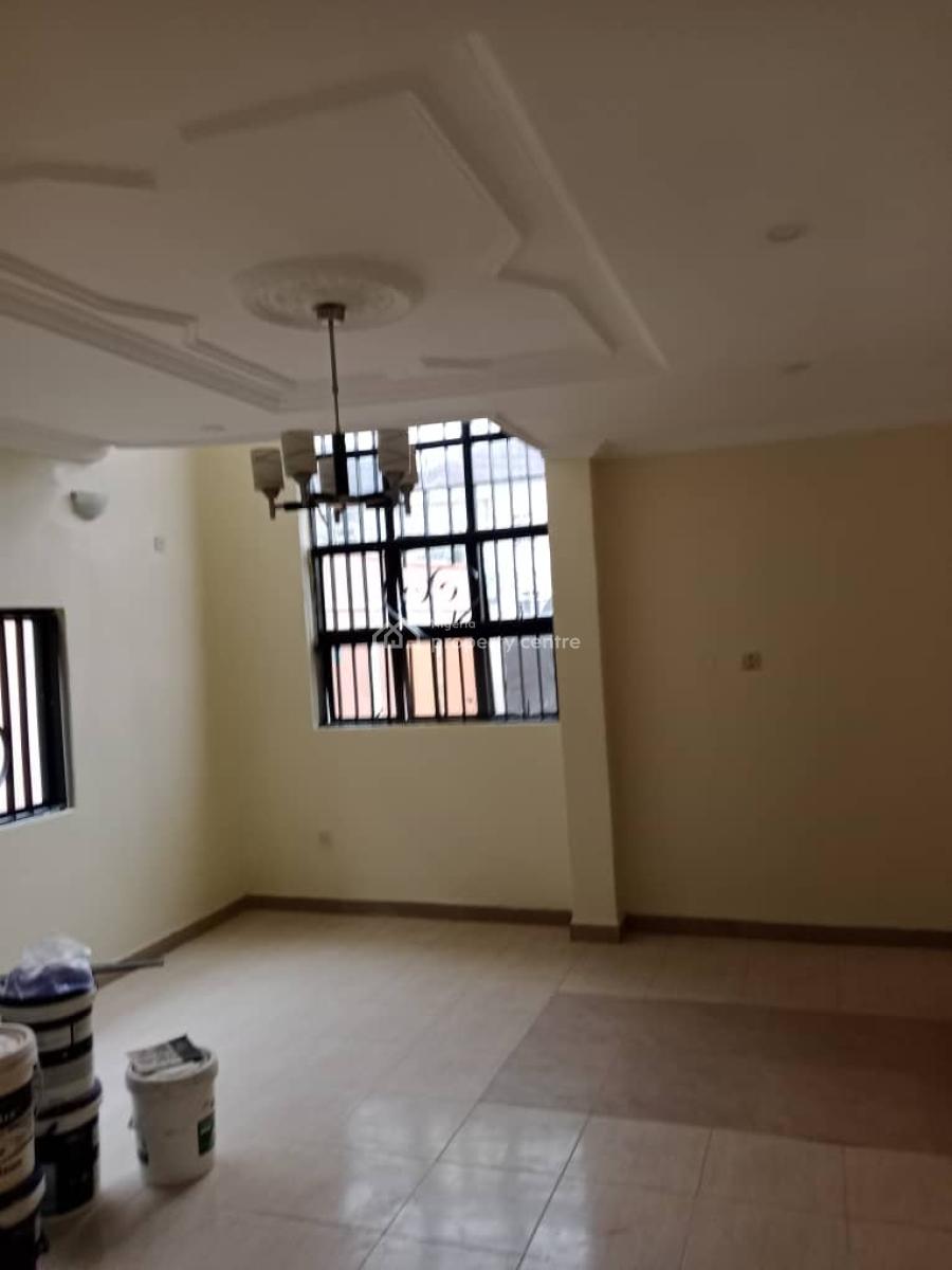 Well Maintained 6 Bedroom Duplex with a Detached Mini Flat, Orchid Road, Lekki, Lagos, Detached Duplex for Rent