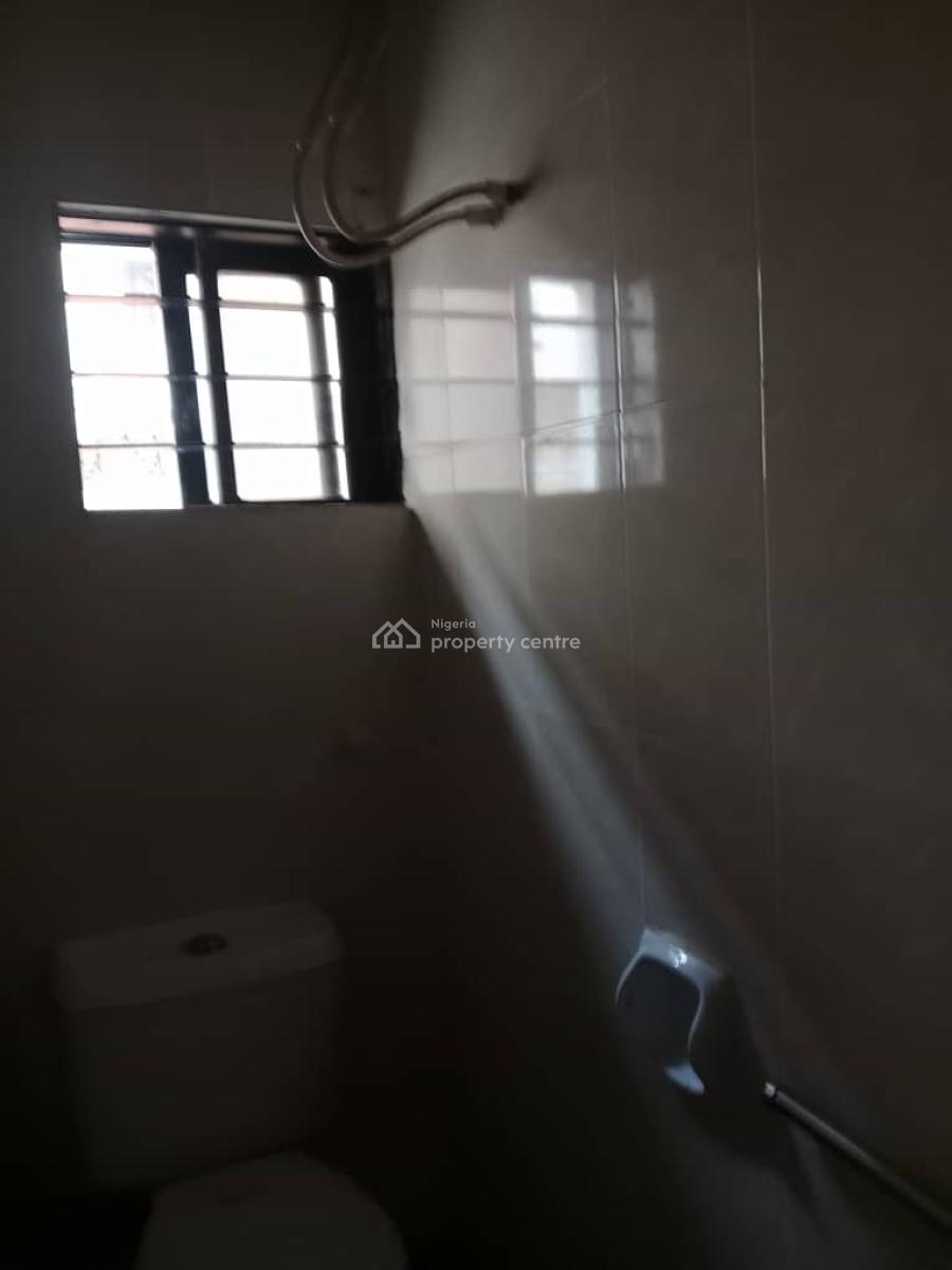 Well Maintained 6 Bedroom Duplex with a Detached Mini Flat, Orchid Road, Lekki, Lagos, Detached Duplex for Rent