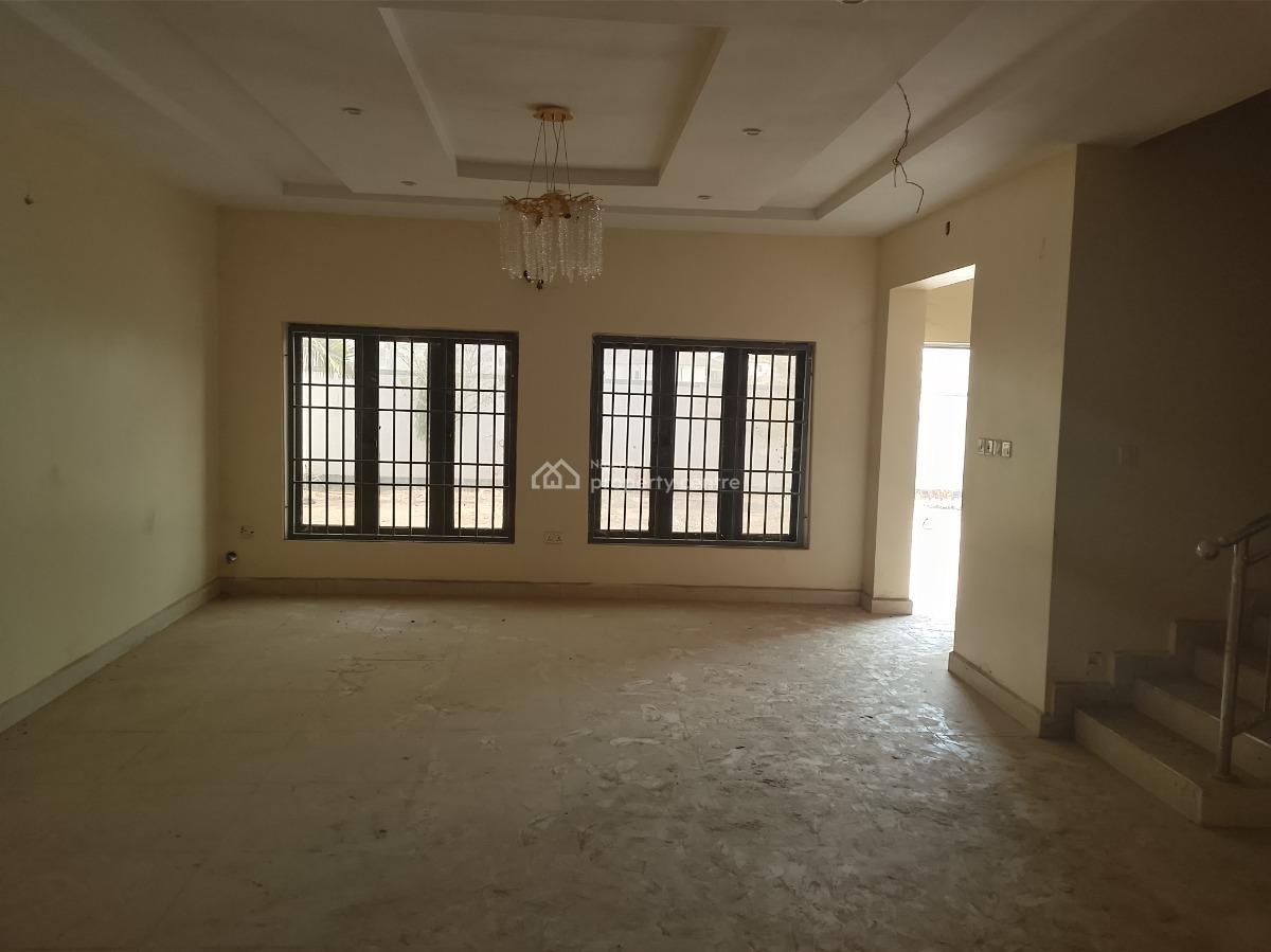 Newly Built Massive House, Off Linder Chalker Street, Guzape District, Abuja, Terraced Duplex for Rent