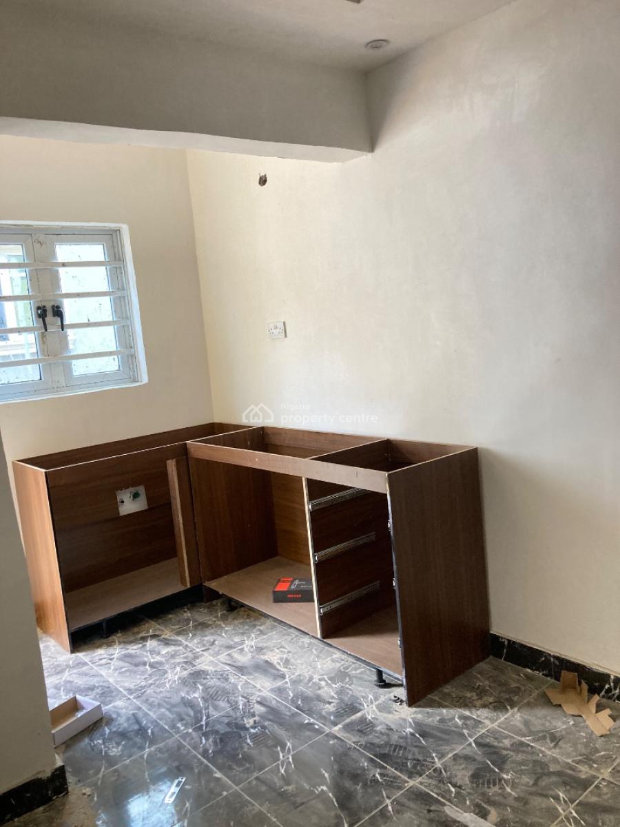 Brand New Mini Flat Upstairs with 2 Toilet Fenced with Gate, Off Alausa Bus Stop, Alausa, Ikeja, Lagos, Mini Flat (room and Parlour) for Rent