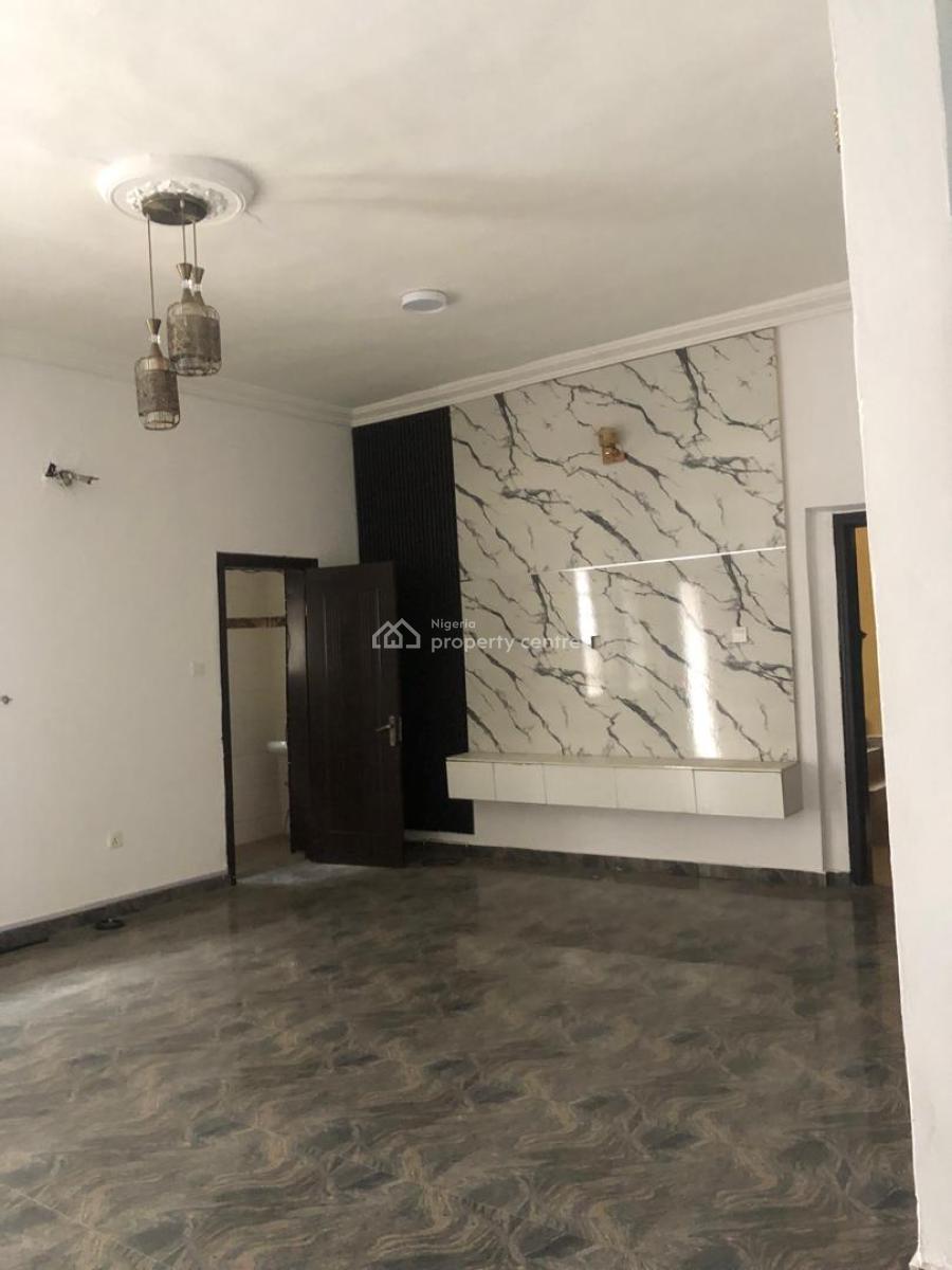 3 Bedroom Apartment, Osapa London, Ipaja, Lagos, Flat / Apartment for Rent