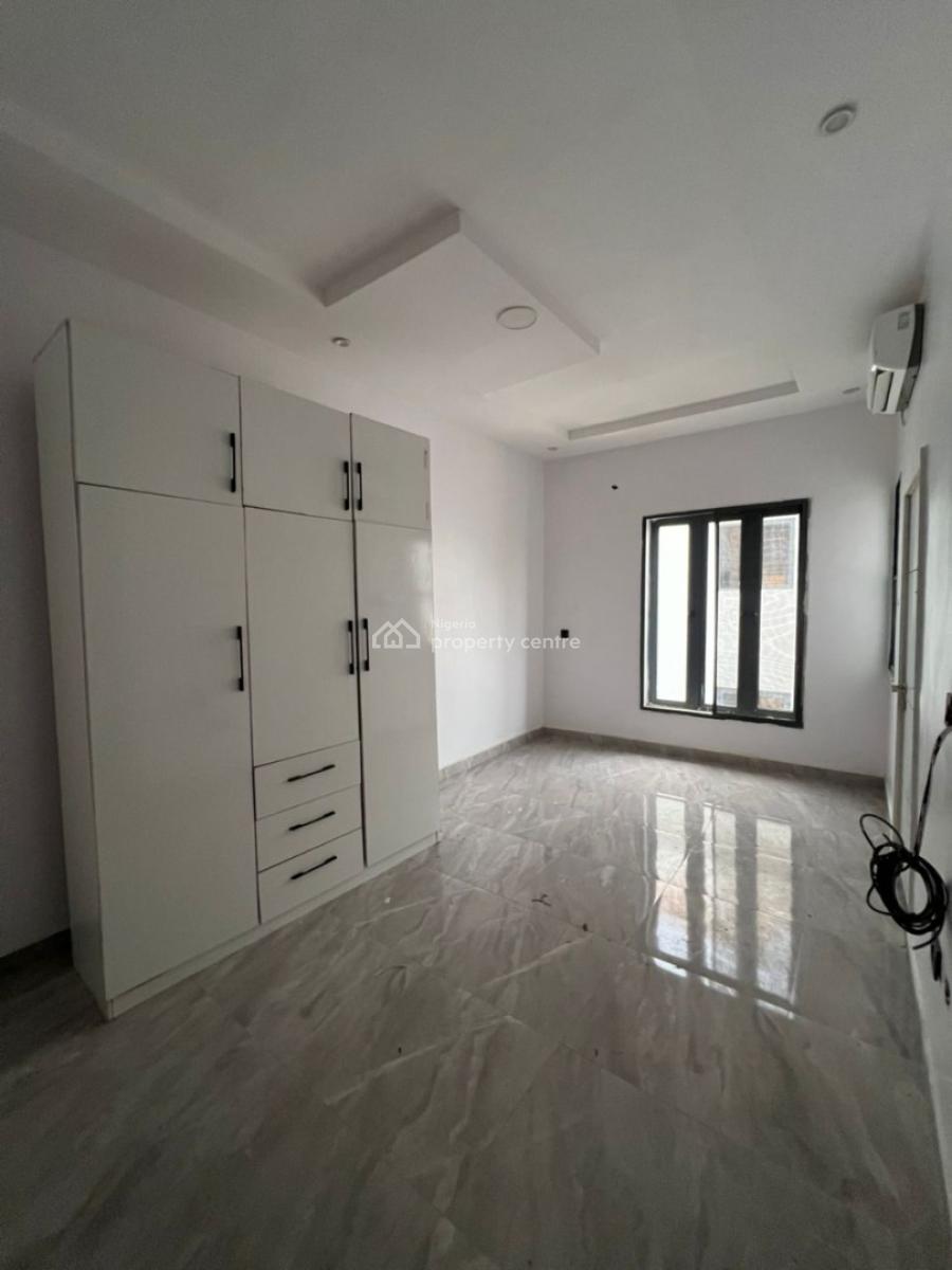 Waterfront 4-bedroom Apartment, Banana Island, Ikoyi, Lagos, Flat / Apartment for Rent