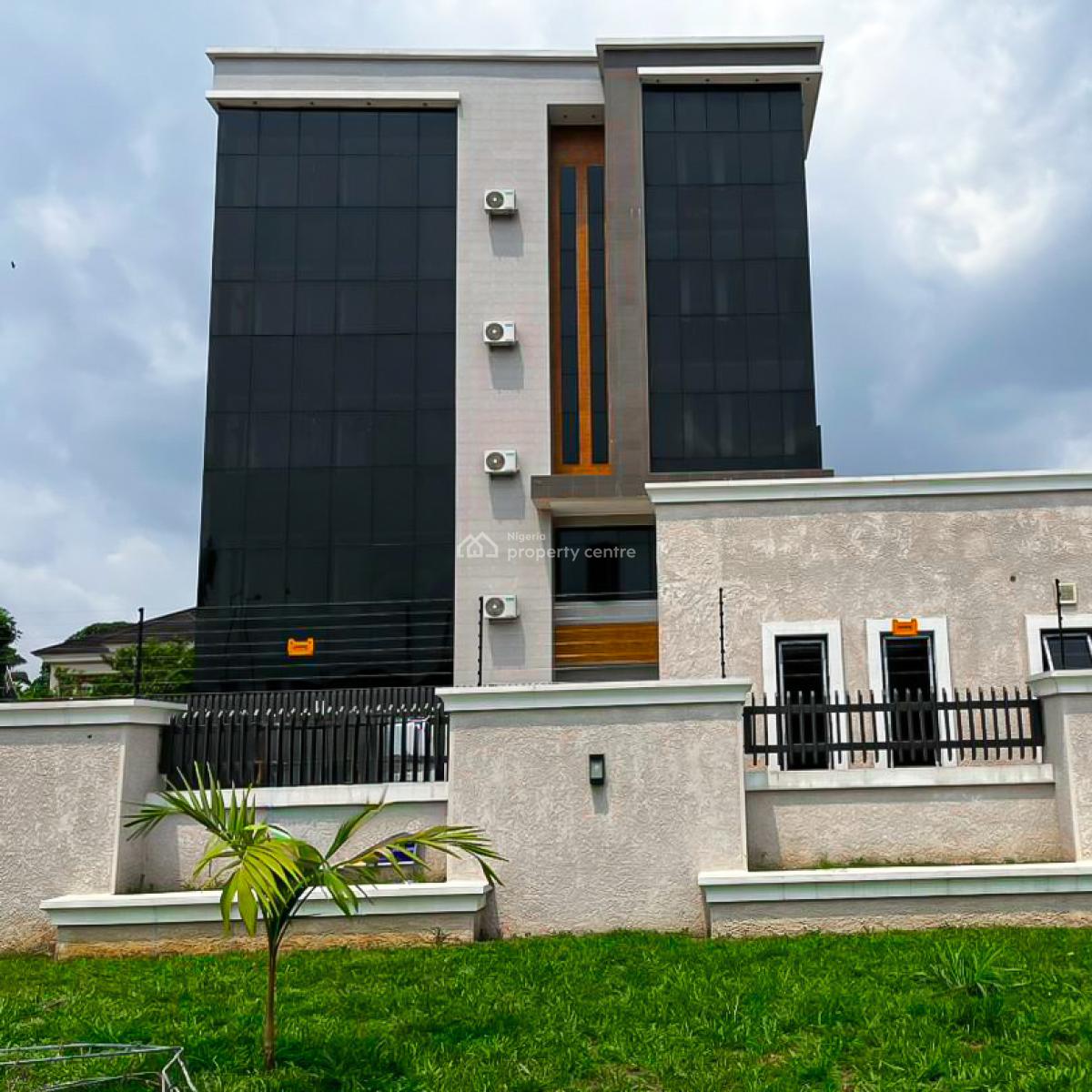 Executive Office Building on 5 Floors in a Prestigious Location, Old Gra, Port Harcourt, Rivers, Office Space for Rent