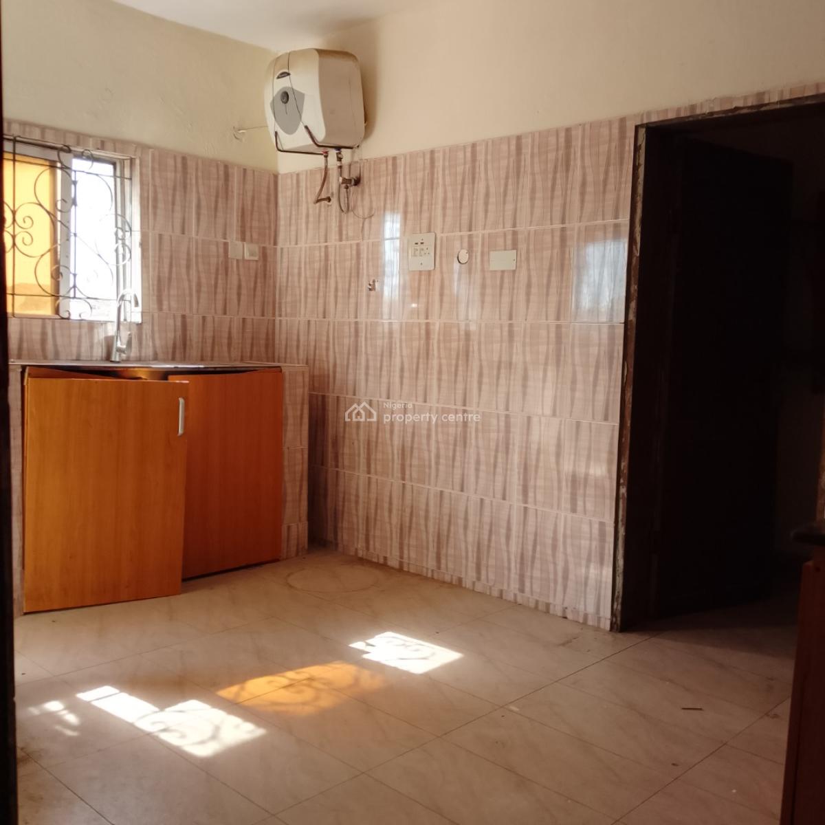 Spacious 3 Bedroom Apartment, Atlantis Estate, Sangotedo, Ajah, Lagos, Flat / Apartment for Rent