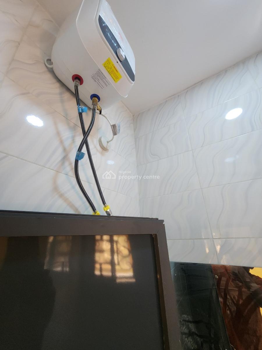 Luxury One Bedroom Block of Flat, News Engineering Dawaki., Dawaki, Gwarinpa, Abuja, Flat / Apartment for Rent