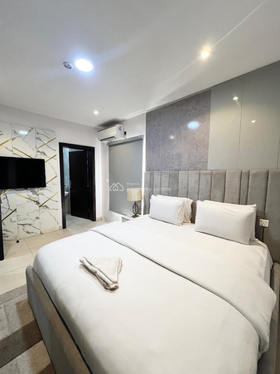 Luxury 2 Bedroom Apartment with Swimming Pool and Gym, Ikoyi, Lagos, Flat / Apartment Short Let