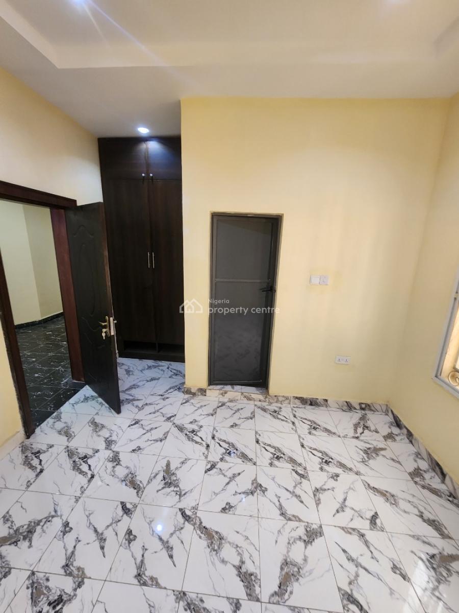 Luxury Two Bedroom Block of Flat, News Engineering Dawaki, Dawaki, Gwarinpa, Abuja, Flat / Apartment for Rent