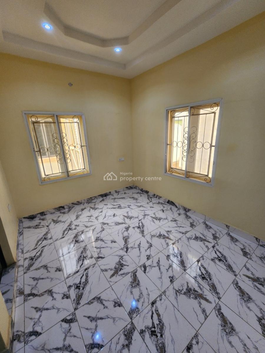 Luxury Two Bedroom Block of Flat, News Engineering Dawaki, Dawaki, Gwarinpa, Abuja, Flat / Apartment for Rent