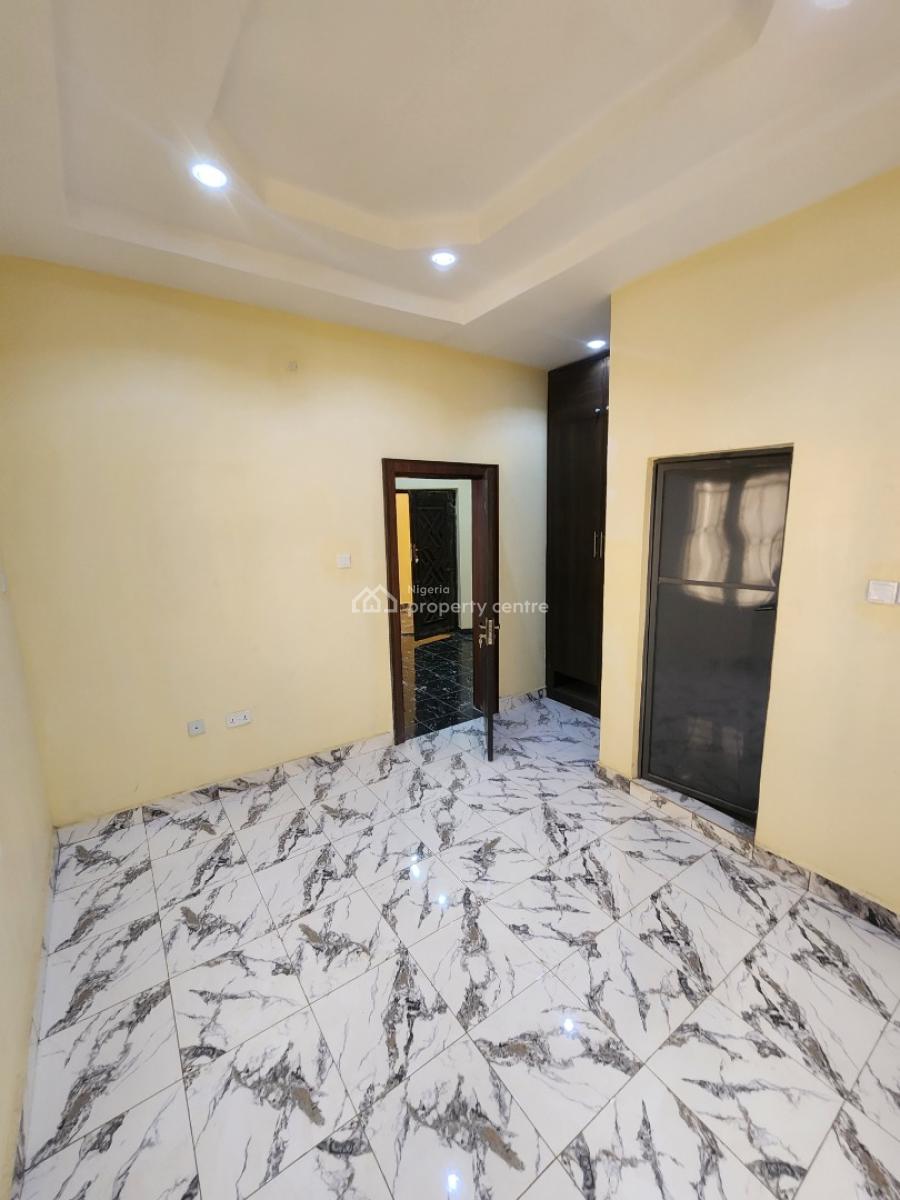 Luxury Two Bedroom Block of Flat, News Engineering Dawaki, Dawaki, Gwarinpa, Abuja, Flat / Apartment for Rent