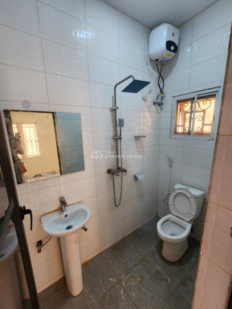 Luxury Two Bedroom Block of Flat, News Engineering Dawaki, Dawaki, Gwarinpa, Abuja, Flat / Apartment for Rent