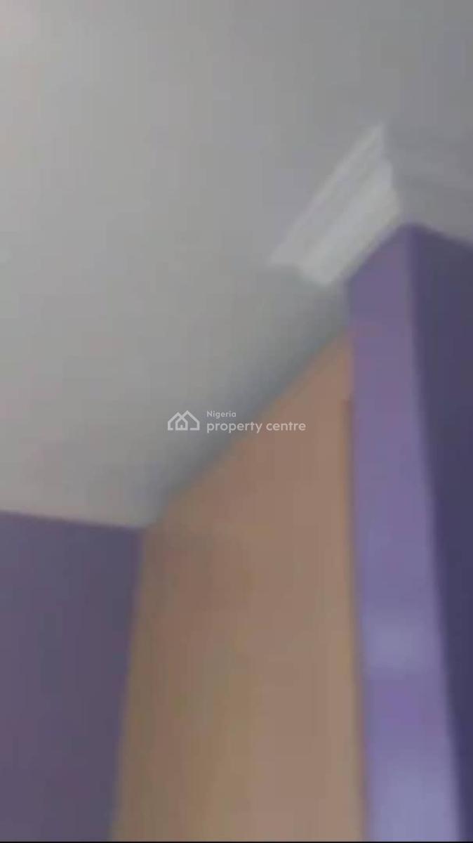 Lovely 3 Bedroom Flat, Bolaji Banwo Off Onikoyi Aguda, Surulere, Lagos, Flat / Apartment for Rent