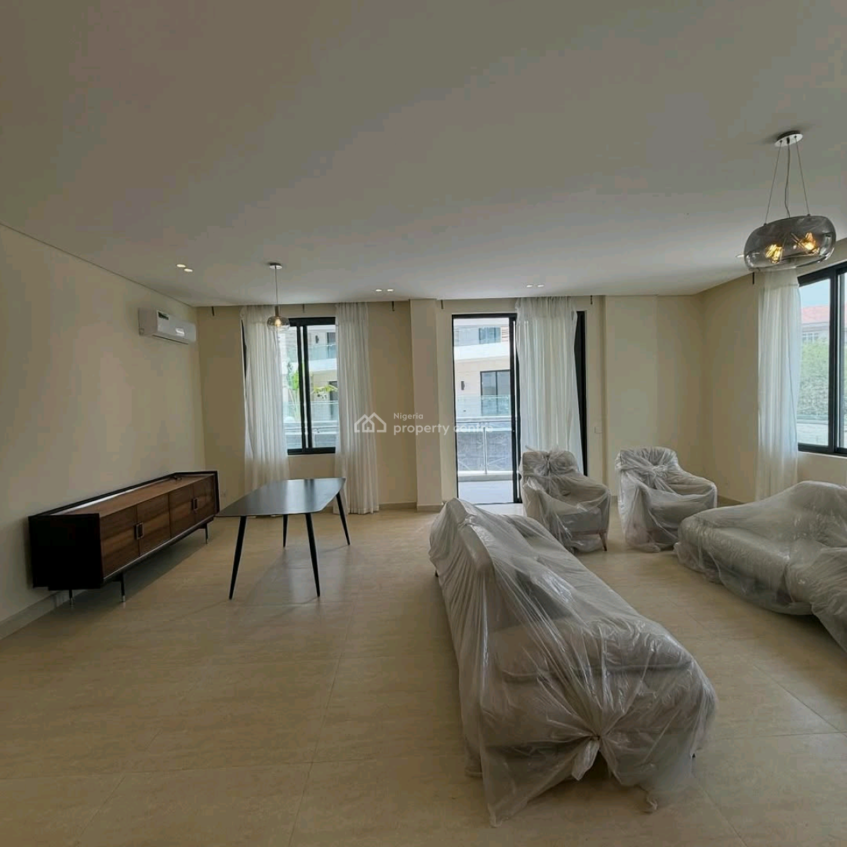 Luxury Furnished 1, 2 & 3 Bedroom Apartments  Location: Maitama - Ab, Maitama District, Abuja, House for Rent