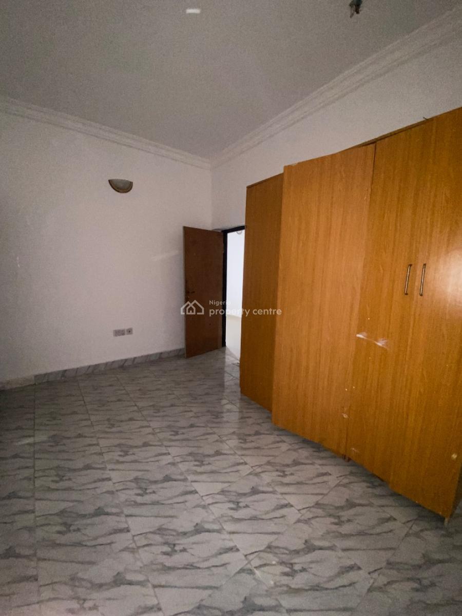 Lovely 2bed with Clean Water & Prepaid in a Good Enrmt, Ologolo, Lekki Lagos, Lekki, Lagos, Flat / Apartment for Rent