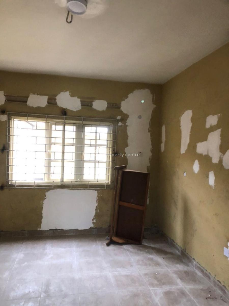 3 Bedrooom Flat, Morocco, Shomolu, Lagos, Flat / Apartment for Rent