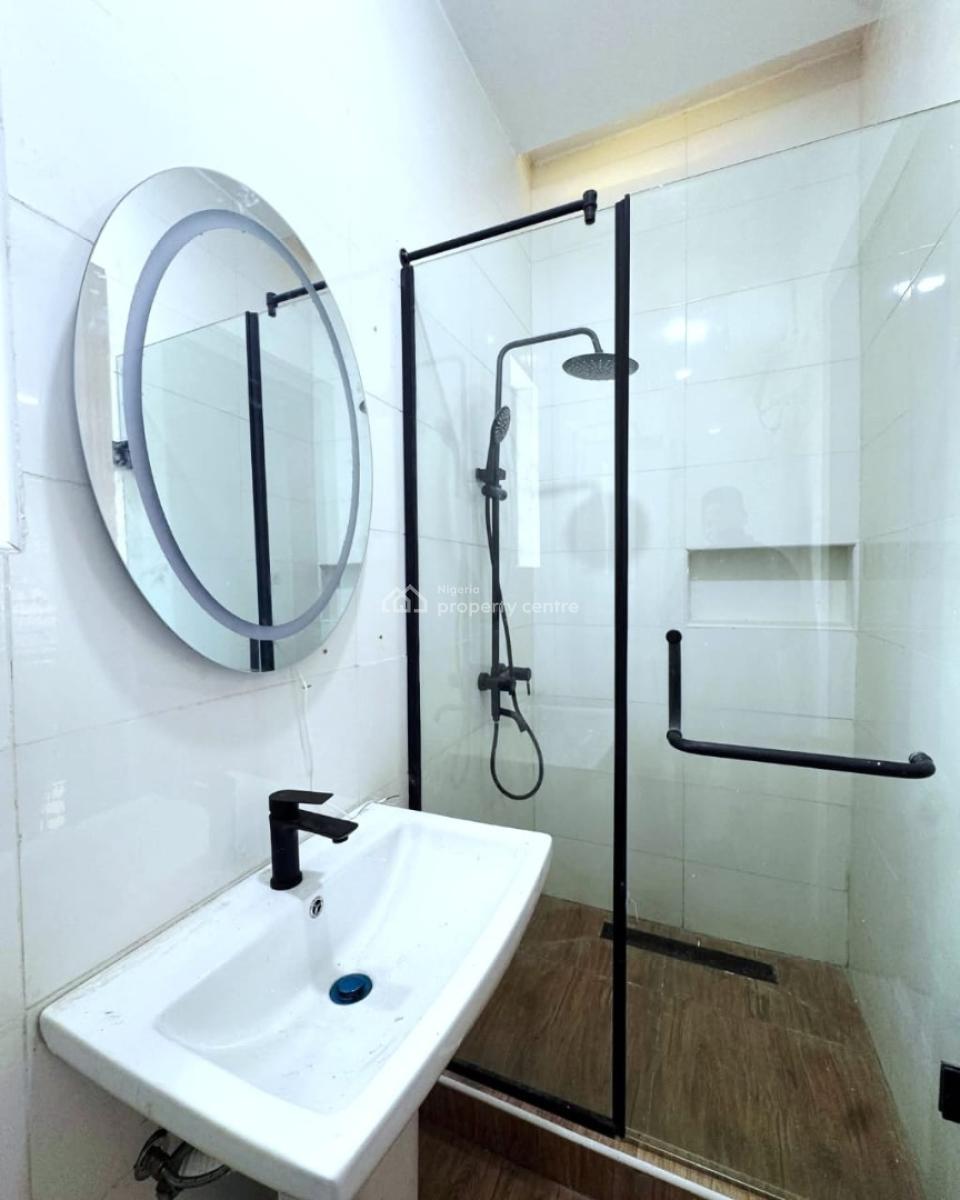 Fully Furnished 3 Bedroom Apartment, Lekki Phase 1, Lekki, Lagos, Flat / Apartment for Sale