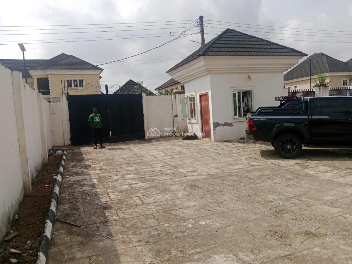 3 Bedroom Duplex on 750sqm of Land, Aerodrome Gra, Samonda, Ibadan, Oyo, Detached Duplex for Sale