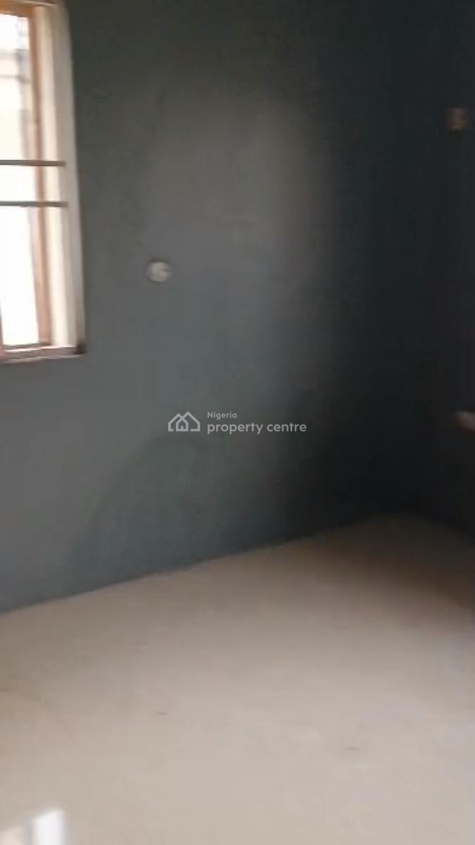 3 Bedroom Apartment, New Oko-oba, Agege, Lagos, Flat / Apartment for Rent