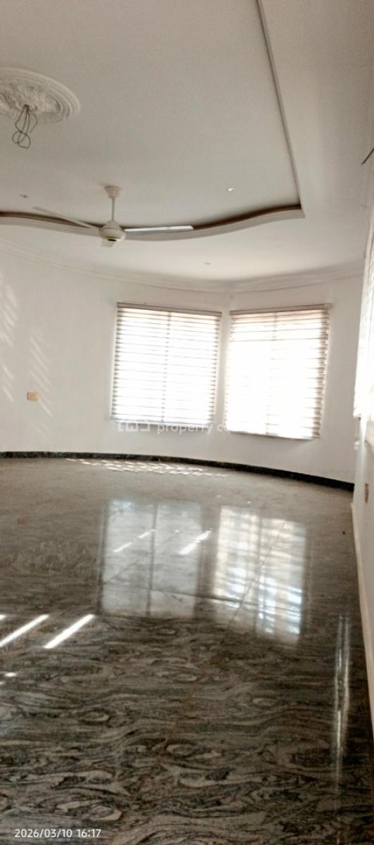 an Exquisite 4 Bedroom Flat, Hilltop Estate, Segun Bakare Street, Oreyo, Ebute, Ikorodu, Lagos, Flat / Apartment for Rent