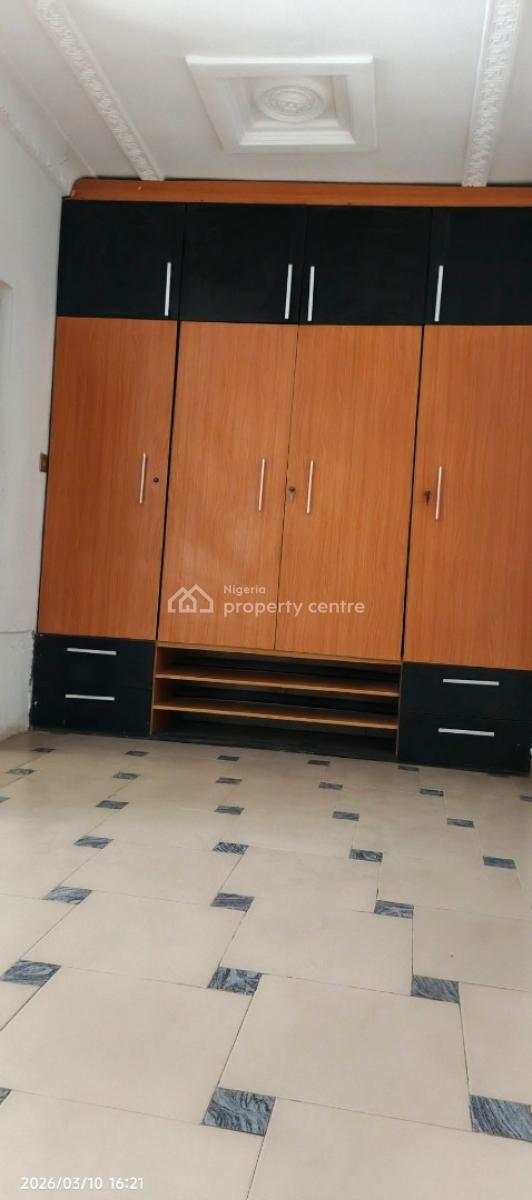 an Exquisite 4 Bedroom Flat, Hilltop Estate, Segun Bakare Street, Oreyo, Ebute, Ikorodu, Lagos, Flat / Apartment for Rent