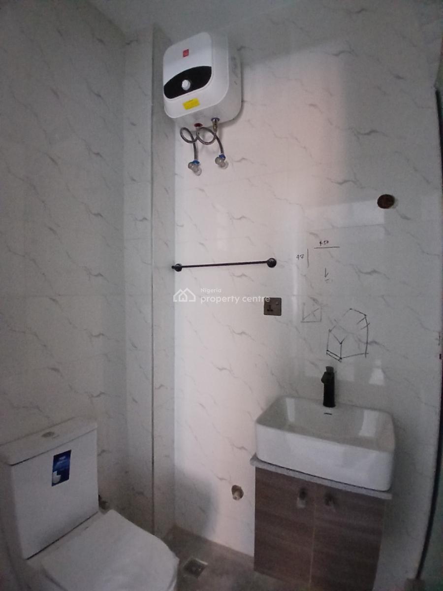 1 Bedroom Flat, Ilasan, Lekki, Lagos, Flat / Apartment for Sale