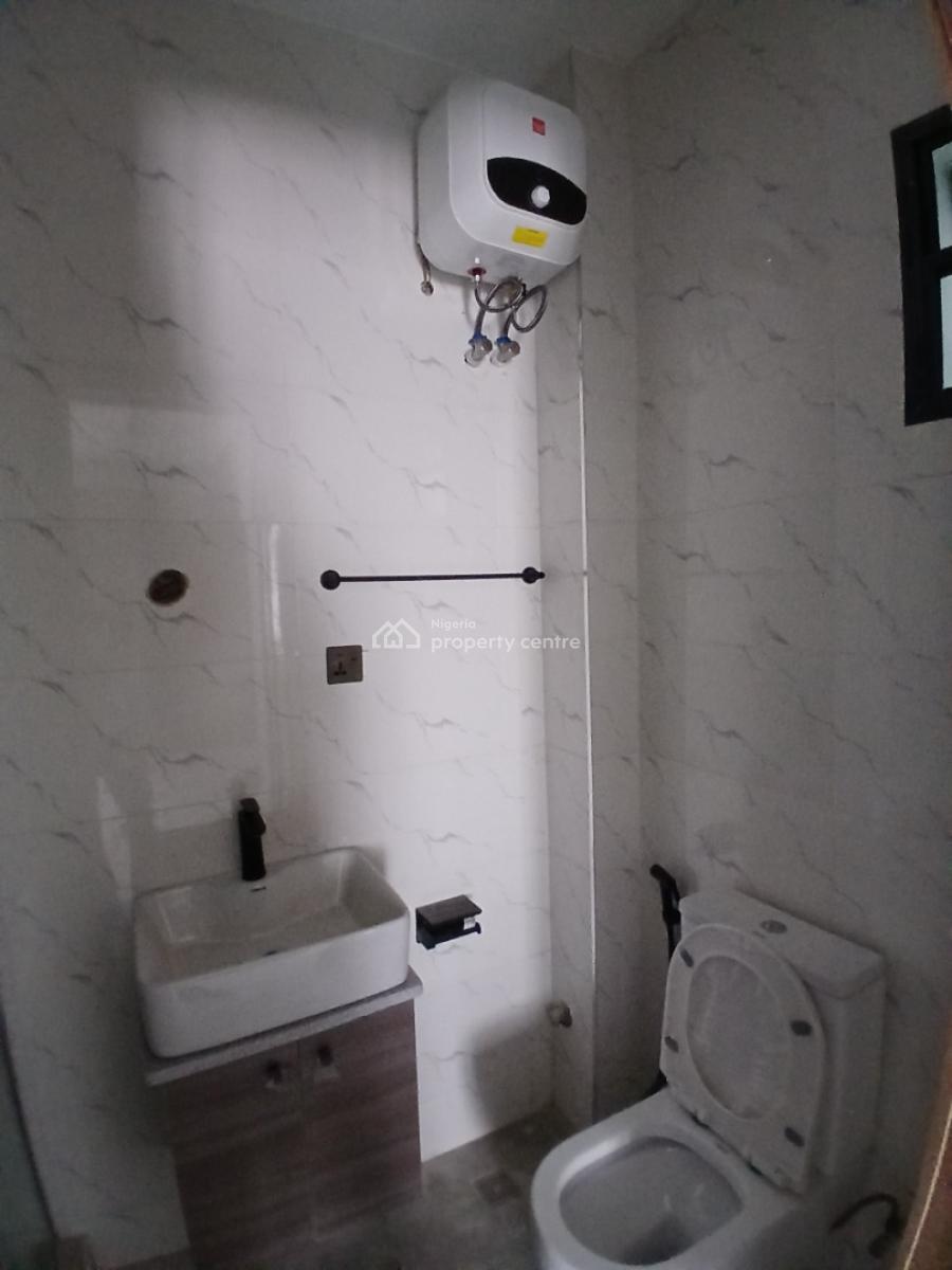 1 Bedroom Flat, Ilasan, Lekki, Lagos, Flat / Apartment for Sale