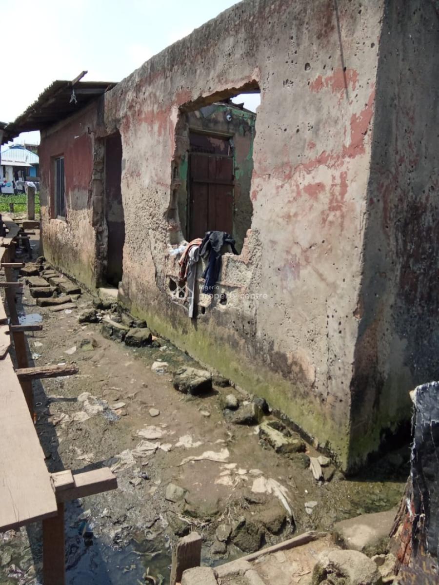 Roofless Bungalow, Onike, Iwaya, Yaba, Lagos, Detached Bungalow for Sale