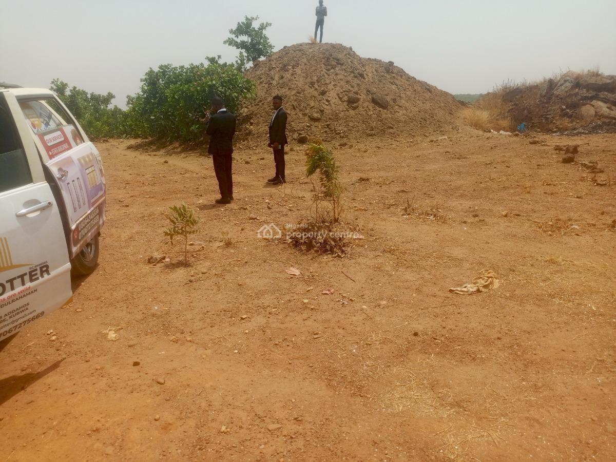 Land for 4 Bedroom Fully Detached  with Bq, Back of Fah After Gilmore Yard Guzape 2, Guzape District, Abuja, Residential Land for Sale