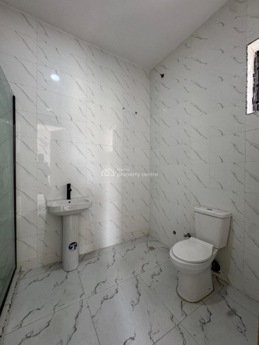 Fully Serviced and Spacious 4 Bedroom Duplex with Bq on 2 Floors, Orchid Road Axis, Lekki, Lagos, Detached Duplex for Sale