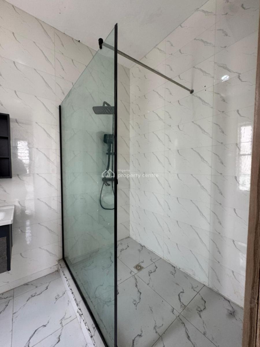 Fully Serviced and Spacious 4 Bedroom Duplex with Bq on 2 Floors, Orchid Road Axis, Lekki, Lagos, Detached Duplex for Sale