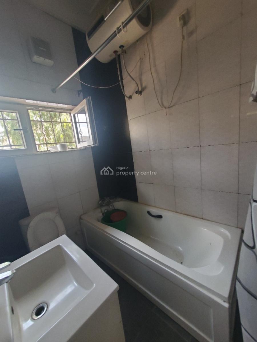 Superluxury  2 Bedroom Flat with Central Generator, By American Int’l School, Durumi, Abuja, Flat / Apartment for Rent