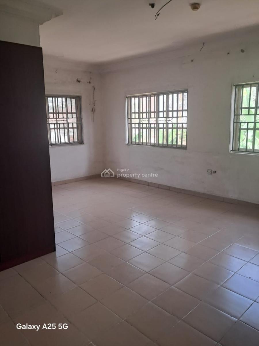 4 Bedrooms Semi Detached House All-rooms Ensuite, Ikeja Gra, Ikeja, Lagos, Semi-detached Duplex for Rent