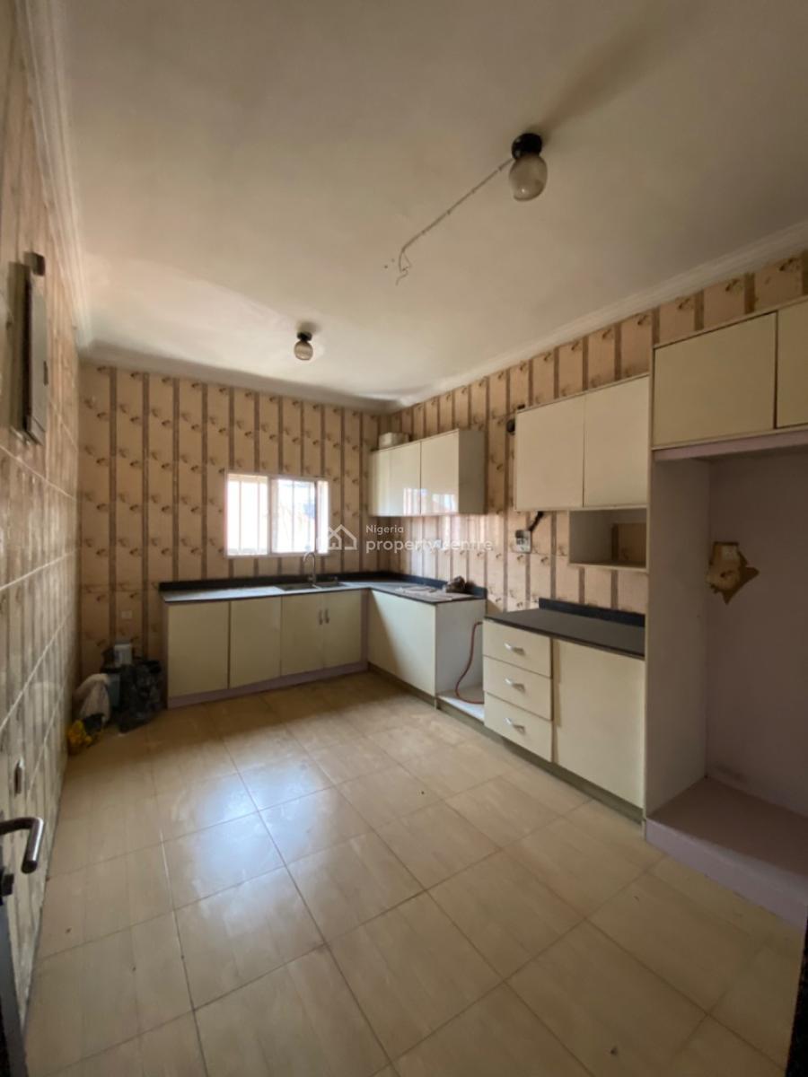 4 Bedroom Terraced House, Osapa, Lekki, Lagos, Terraced Duplex for Rent