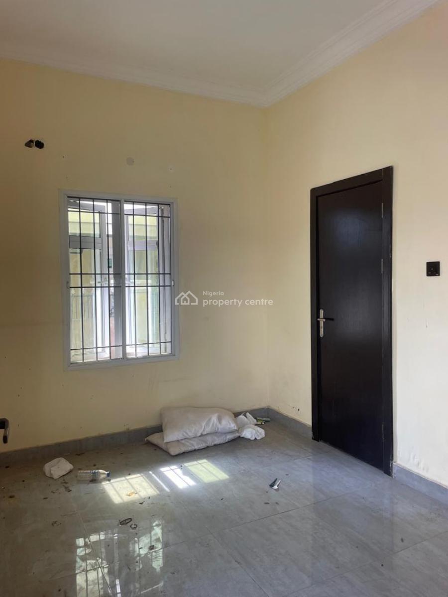 Specious 4 Bedrooms Semi Detached Duplex, Chevron, Lekki, Lagos, Semi-detached Duplex for Rent