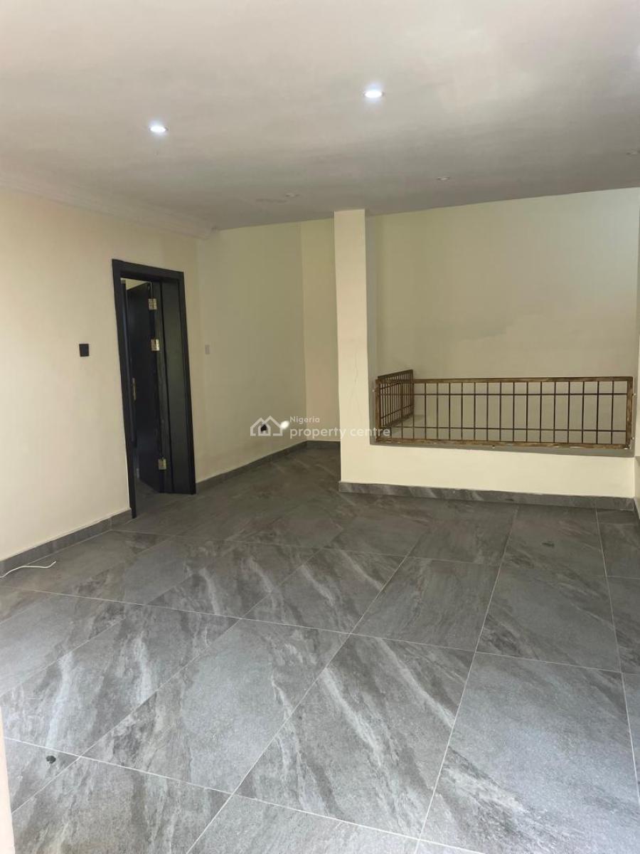 Specious 4 Bedrooms Semi Detached Duplex, Chevron, Lekki, Lagos, Semi-detached Duplex for Rent