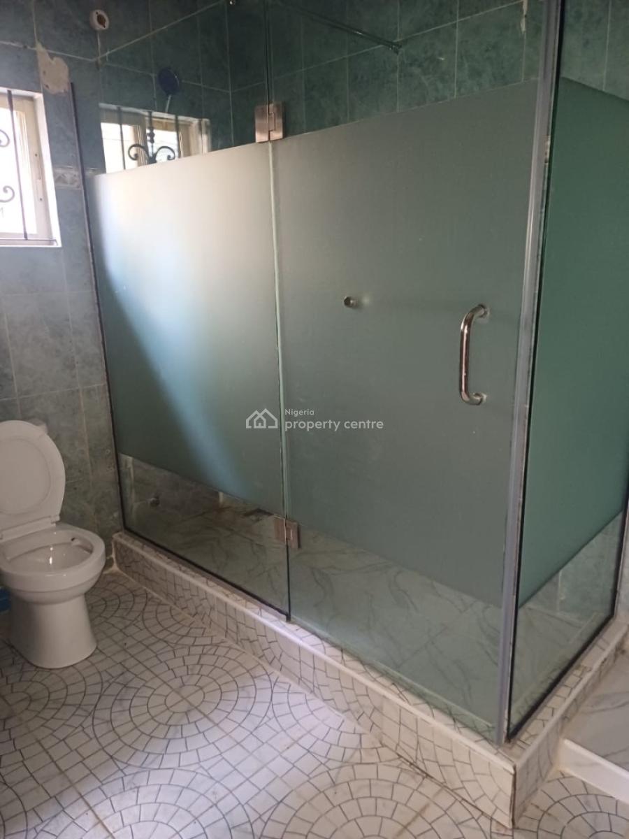 Spacious Renovated 3 Bedroom with Bq, Fully Serviced, Phase 1, Lekki Phase 1, Lekki, Lagos, Flat / Apartment for Rent